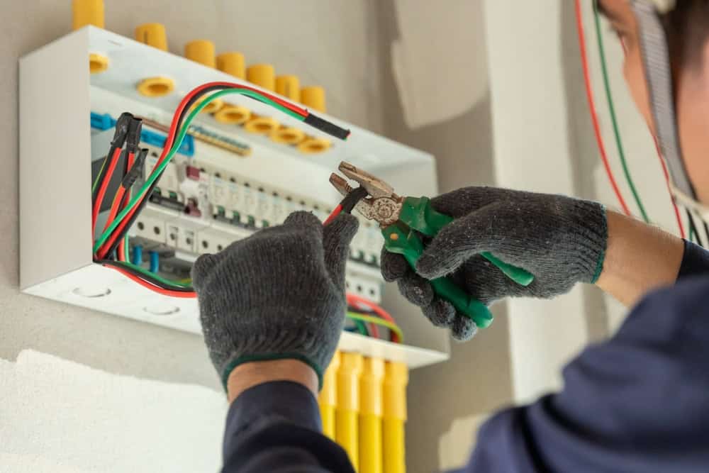 supreme wiring